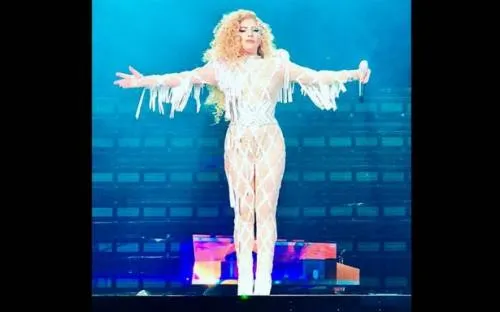 Lady Gaga cantando ¿Titanic?: Celine Dion desea hacer dueto