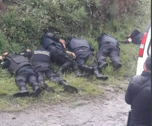 Video: Enfrentamiento entre policías y huachicoleros deja seis uniformados muertos en Chachapa