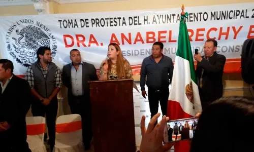 Alcaldesa de Cuyoaco no tiene vínculos con grupos delictivos dedicados al huachicol