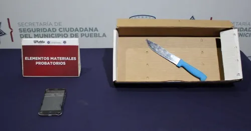 Detuvo policía municipal de Puebla a menor de edad por robo a transeúnte
