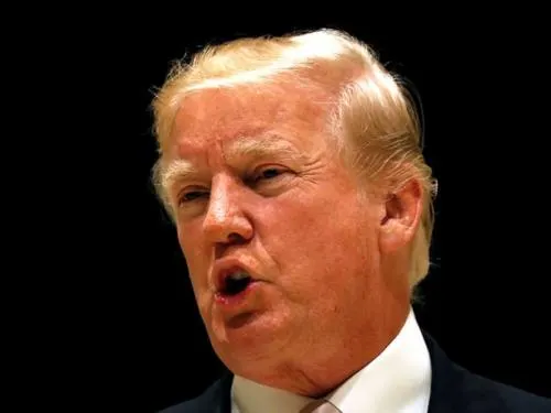 Trump amenaza vetar acuerdo presupuestal por DACA y muro