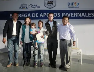 Ayuntamiento continúa con entrega de apoyos invernales