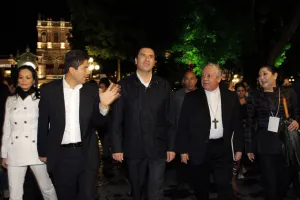 Pese a inaugurar iluminación nueva, zonas de la capital lucen a oscuras