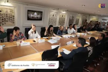 Aprueba comisión del Congreso de Puebla reformas para agilizar adopciones