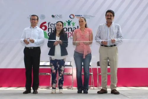 Gobierno de Tony Gali fortalece la vinculación laboral en Tehuacán
