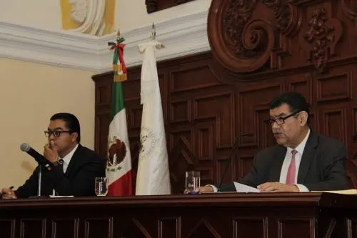 René Valdivieso deja la secretaría General BUAP y llega Jaime Vázquez
