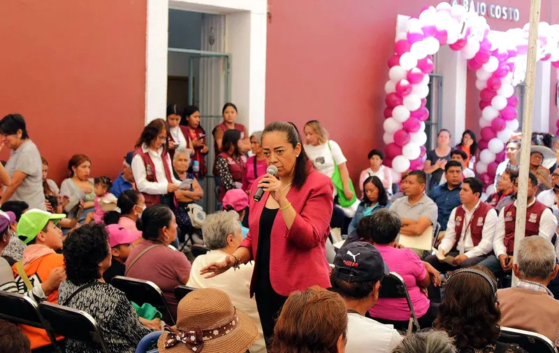 ariadna-ayala-primer-aniversario-tienda-de-abasto-popular-atlixco