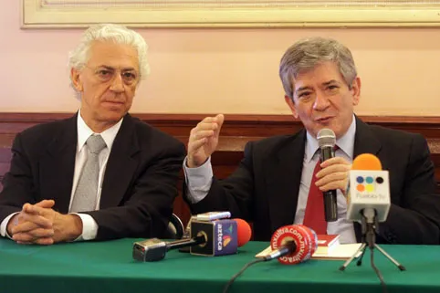 Positivo que candidatos asuman posturas antimonopólicas: Enrique Barón