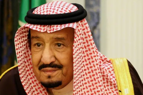 Hospitalizan al rey Salmán de Arabia Saudita