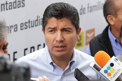Si no es Lalo, es Pepe