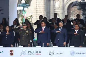 Inician las Fiestas Patrias en Puebla con la lectura del Bando Solemne en el zócalo capitalino