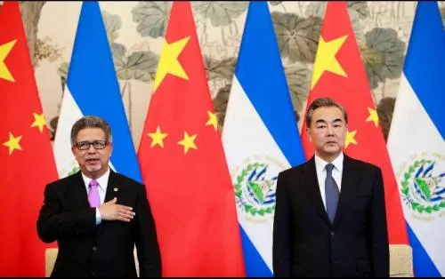 El Salvador abre relaciones con China y desconoce a Taiwán