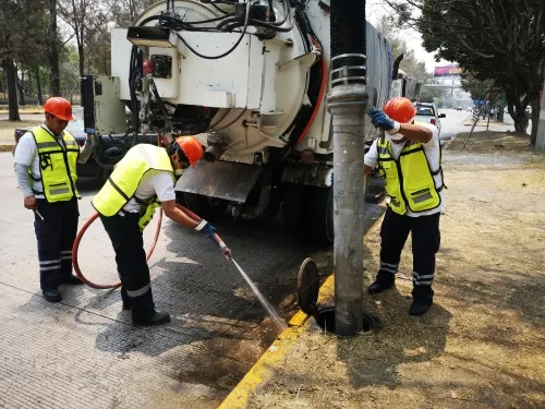 Ceaspue atiende puntos de inundación en zona metropolitana