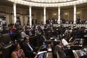 Evalúan a diputados locales; legislador PSI, el peor calificado