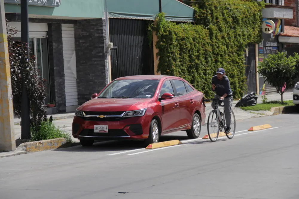 Ciclovía en bulevar Municipio Libre
