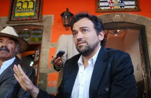 Prematuro postularse para la minigobernatura: Morena