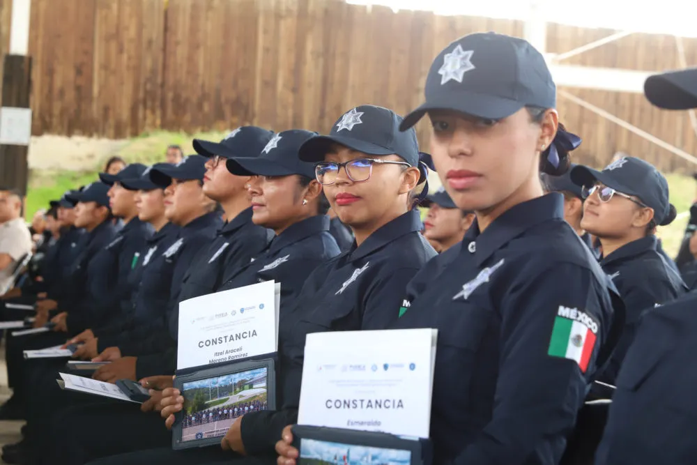 Graduación de 170 policías