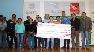 Entrega Sedesol recursos económicos para impulsar proyectos productivos