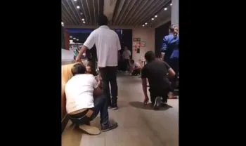 Detonaciones de arma de fuego causan susto a los clientes del Starbucks de la Vía Atlixcáyotl