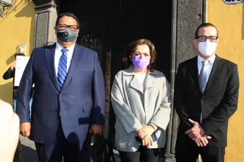 Asisten funcionarios de la Comuna a comparecer ante la Comisión Inspectora 