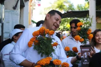 En Atlixco e Izúcar Armenta convive con cerca de 10 mil personas