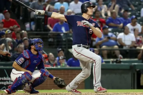 Minnesota Twins están a un paso de superar la marca de Yankees de más home runs en un años