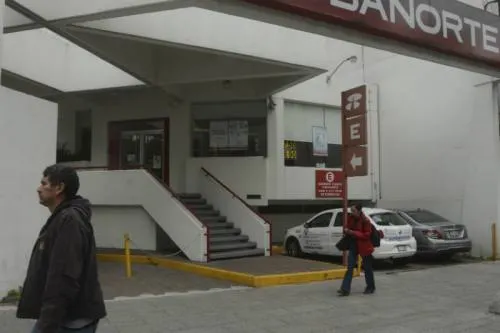 Bancos en México mejoran rentabilidad, destaca evaluadora Fitch Ratings