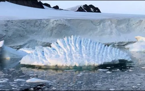 La pérdida de hielo de la Antártida se triplica; amenaza las costas