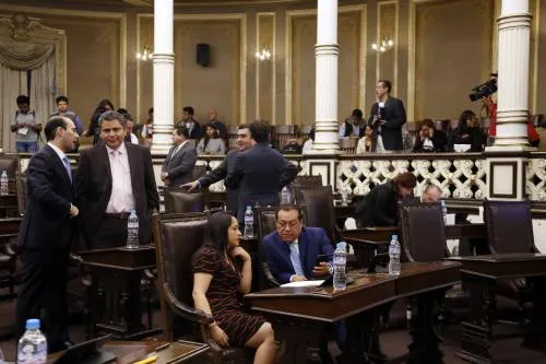 PRI y PT presentan reforma a la Ley para el Acceso de las Mujeres a la Vida sin Violencia