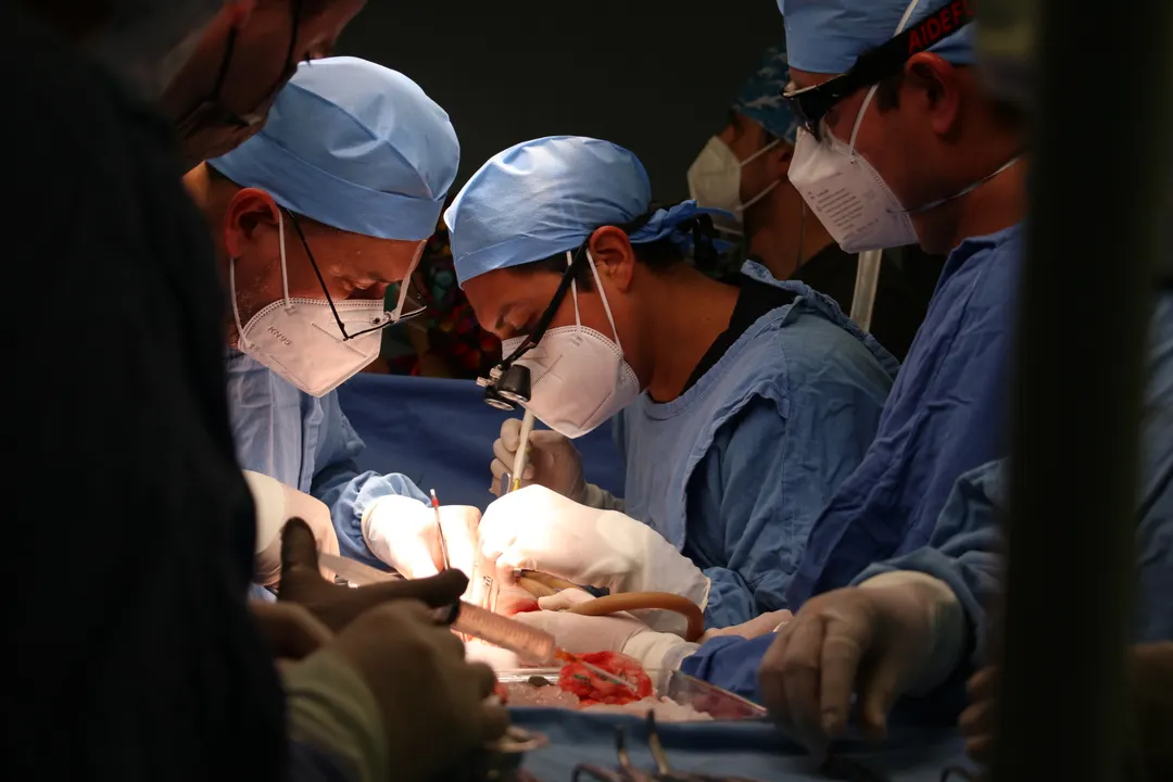 Beneficia ISSSTEP a paciente pediátrica con trasplante renal
