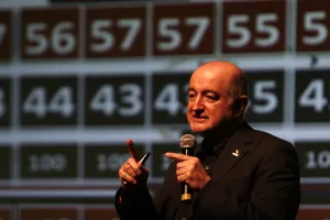 Roy Campos proyecta escenarios ante proceso electoral
