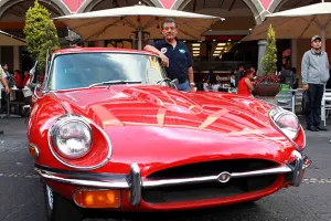 Se realiza en Puebla exposición y recorrido de autos Ford Thunderbird