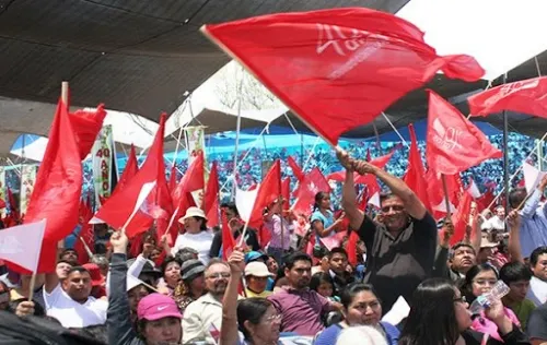 La Guerra de los Bots de Antorcha Campesina