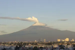 Se registran 92 exhalaciones en el volcán Popocatépetl