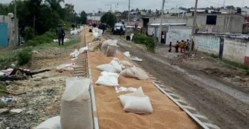 Saquean tren en Xochimehuacan