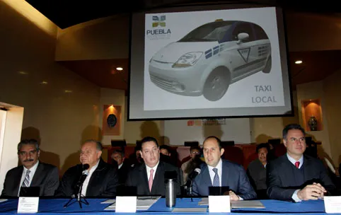 Anuncia SGG y ST posición sobre mototaxis