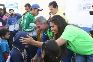 Tony Gali promueve la unidad familiar y el deporte entre la niñez