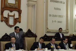 Boleros y lavacoches serán regulados por el ayuntamiento