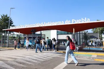 BUAP abre 3 mil 955 lugares más para aspirantes que aprobaron el examen, pero no alcanzaron cupo
