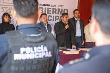Cuautlancingo refuerza seguridad con capacitación policial: entregan 160 constancias a elementos