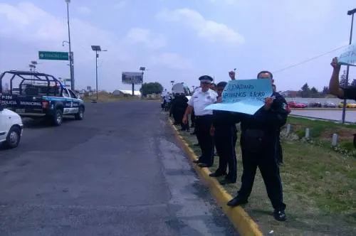 Policías de San Pedro Cholula exigen a Gali libere a policía procesado por muerte de asaltante