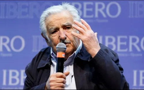 José Mujica lamenta fanatismos que dividen