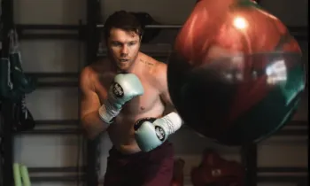 Canelo Álvarez, consagrado como el mejor boxeador del año