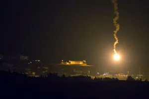 Israel lanza fuerte bombardeo contra Franja de Gaza