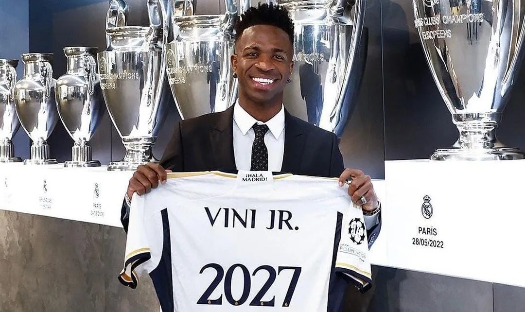 Vinicius y Real Madrid amplían contrato