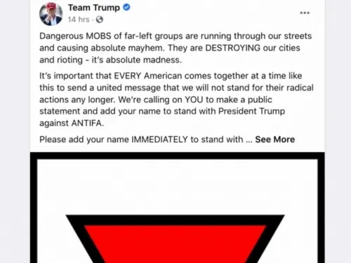 Facebook retira anuncio de Trump por tener un símbolo nazi
