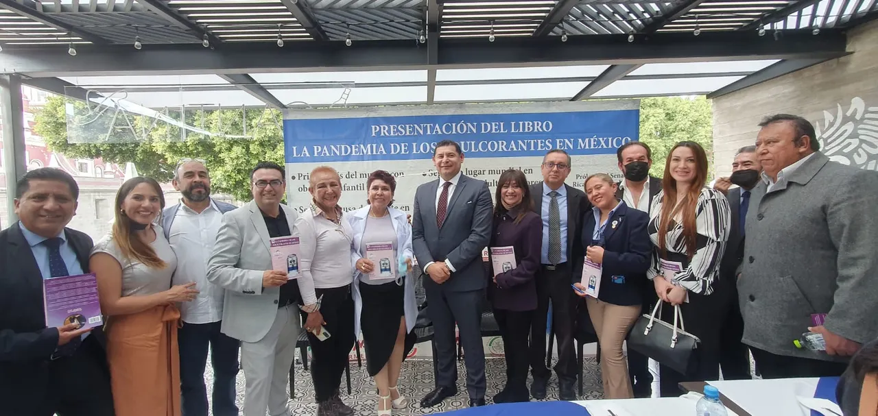 Alejandro Armenta une esfuerzos con la comunidad médica a favor de la salud