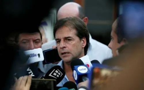 Luis Lacalle nuevo presidente de Uruguay, según proyecciones