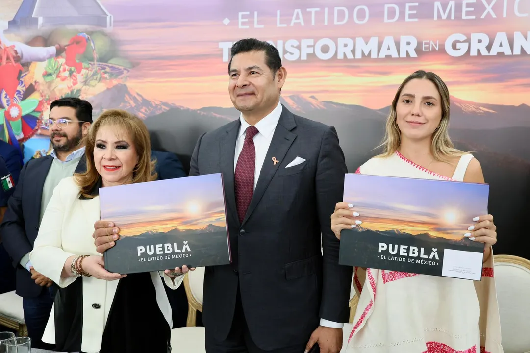 Claudia Hernandez Alejandro Armenta Carla Lopez Malo