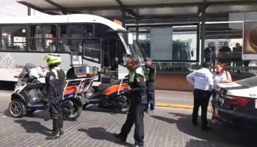 RUTA atropella a madre e hijo en la 11 sur